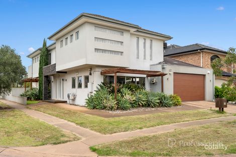 Property photo of 36 Middle Park Drive Point Cook VIC 3030