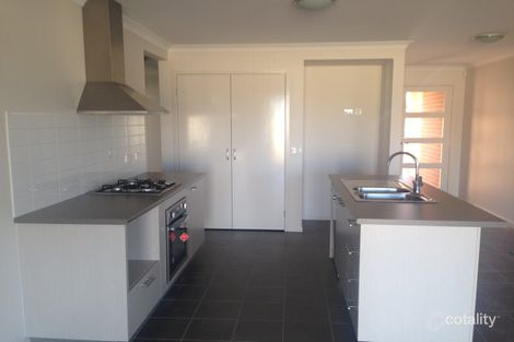 Property photo of 3 Warrumbungle Drive Shepparton North VIC 3631