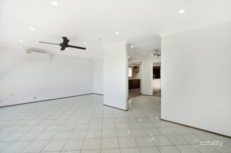 Property photo of 13 Glen Elgin Crescent Edensor Park NSW 2176