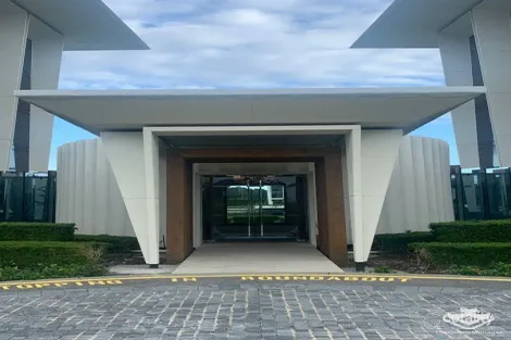 Property photo of 1 Marina Drive Benowa QLD 4217