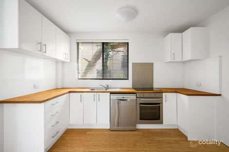Property photo of 2/15 Waine Street Freshwater NSW 2096