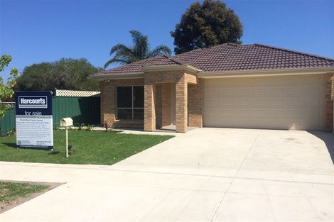 1 Pennine St, West Beach, SA 5024