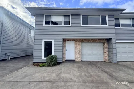 2/101a Hillcrest Ave, South Nowra, NSW 2541