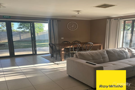Property photo of 4 Greybox Way Kialla VIC 3631