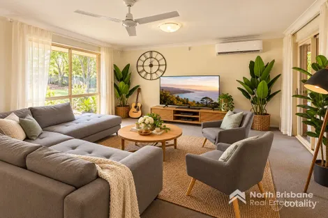 1084 Oakey Flat Rd, Narangba, QLD 4504