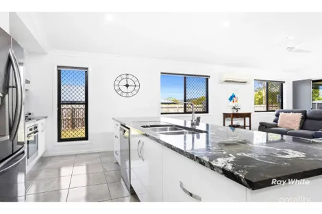 Property photo of 15 Ocean Park Avenue Yeppoon QLD 4703
