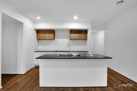 Property photo of 31 Eremaea Road Craigieburn VIC 3064