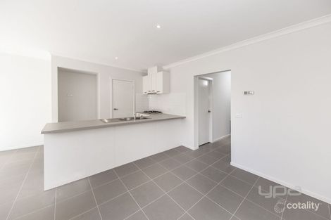 Property photo of 4 Muswell Walk Wyndham Vale VIC 3024