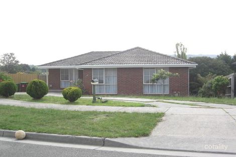 Property photo of 3 Paula Terrace Endeavour Hills VIC 3802