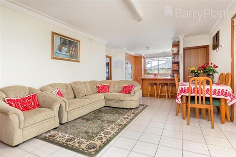 Property photo of 110 Bellbrook Drive Dandenong North VIC 3175