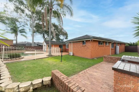 Property photo of 28 Chateau Crescent St Clair NSW 2759