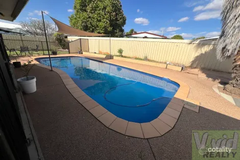 Property photo of 10 Alpha Avenue Sunset QLD 4825