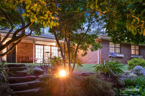 Property photo of 1 Wonnaminta Drive Crafers SA 5152