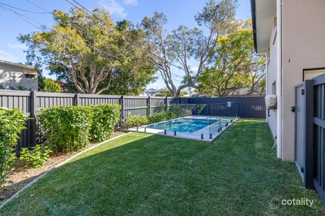 Property photo of 4 Sixth Avenue Balmoral QLD 4171