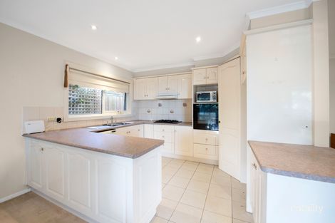 Property photo of 13 Faygate Court Frankston VIC 3199