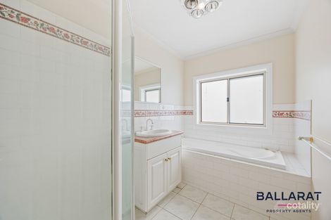 Property photo of 913 Eyre Street Ballarat Central VIC 3350