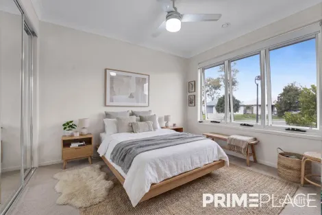 Property photo of 3 Castle Way Flinders View QLD 4305