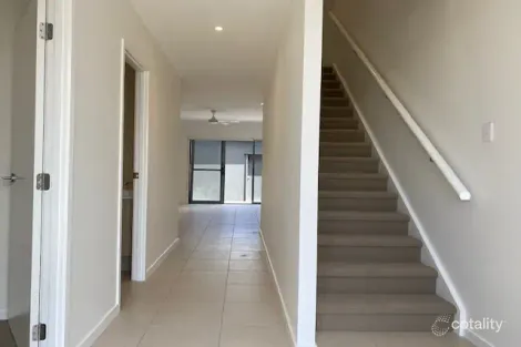 Property photo of 34 Olivia Crescent Nirimba QLD 4551