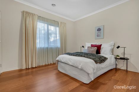 Property photo of 25 Beechville Place Craigieburn VIC 3064