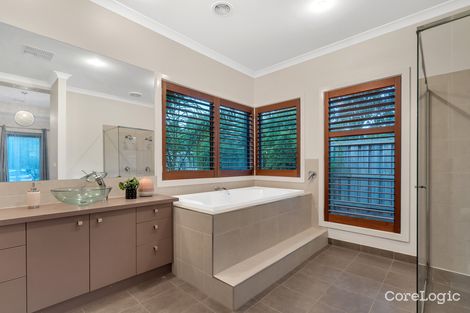 Property photo of 25 Beechville Place Craigieburn VIC 3064
