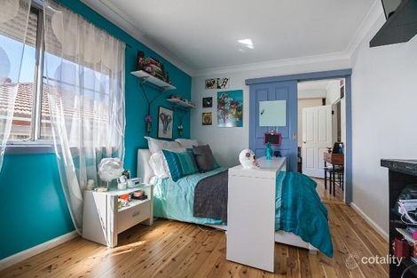 Property photo of 21 Frederick Street Pendle Hill NSW 2145