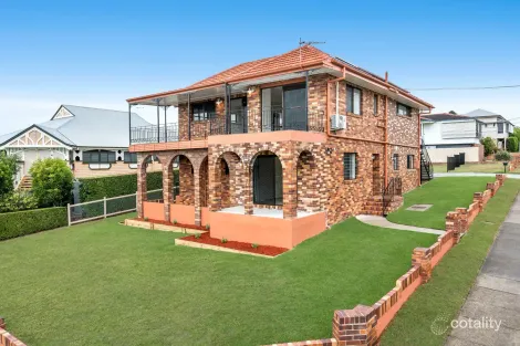 Property photo of 101 Carlton Terrace Manly QLD 4179