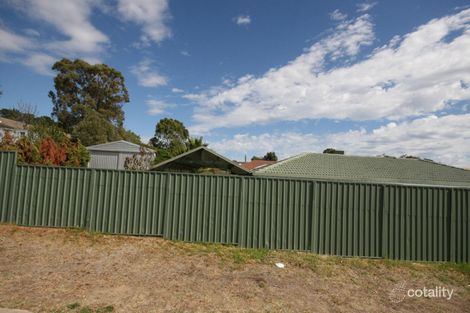 3 Maple Ave, Aberfoyle Park, SA 5159