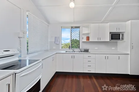 Property photo of 66 Schofield Parade Keppel Sands QLD 4702