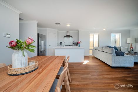 Property photo of 38 Turquoise Boulevard Treeby WA 6164