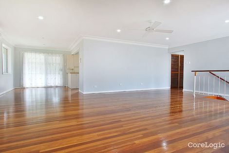 Property photo of 28 Salandra Street Mansfield QLD 4122