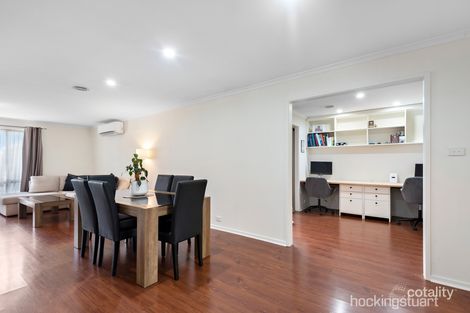 Property photo of 8 Michelle Drive Hampton Park VIC 3976