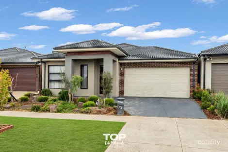 51 Thoroughbred Dr, Clyde North, VIC 3978