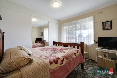 Property photo of 23 Monash Road Newborough VIC 3825