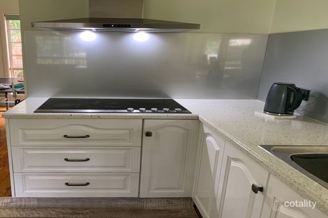 10 Bangalow St, Moore Park Beach, QLD 4670