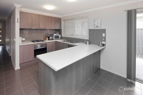 Property photo of 4 Burdekin Lane Pakenham VIC 3810