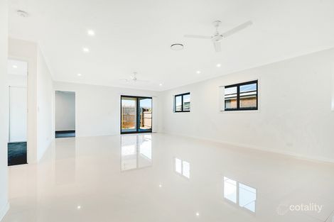 Property photo of 45 Fairbourne Terrace Pimpama QLD 4209