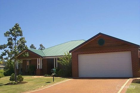 45 Barton Dr, Australind, WA 6233