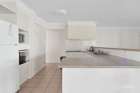 Property photo of 2 Zinnia Court Middle Ridge QLD 4350
