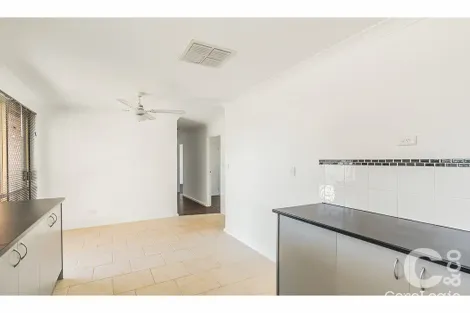 Property photo of 18 Mandfield Way Parmelia WA 6167