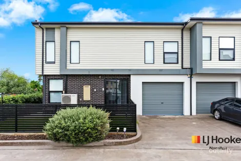 16/30 Isabella Cres, Glenfield, NSW 2167