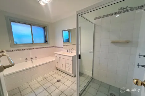 Property photo of 6 Pinehurst Avenue Dubbo NSW 2830