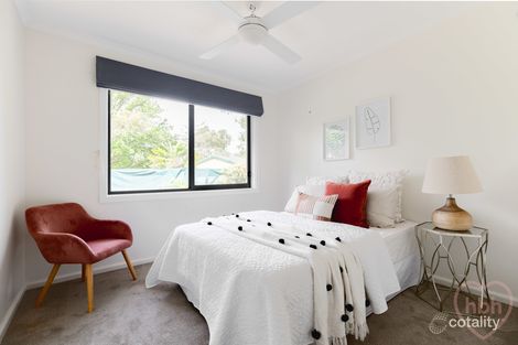 Property photo of 17 Bennelong Crescent Macquarie ACT 2614