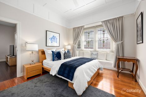 Property photo of 31 Rosary Crescent Highgate Hill QLD 4101