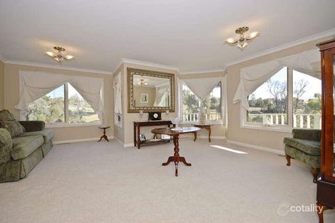 Property photo of 11 Candlebark Circuit Lilydale VIC 3140