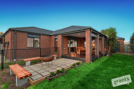 Property photo of 37 Ridgemont Drive Berwick VIC 3806