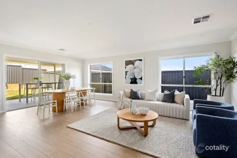 4 Bellaroi Pde, Gilead, NSW 2560