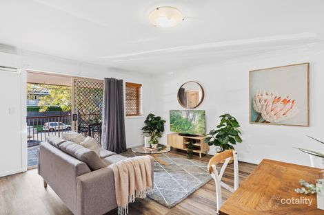 Property photo of 2/55 Riding Road Hawthorne QLD 4171