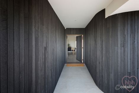 5 Harvest St, Googong, NSW 2620