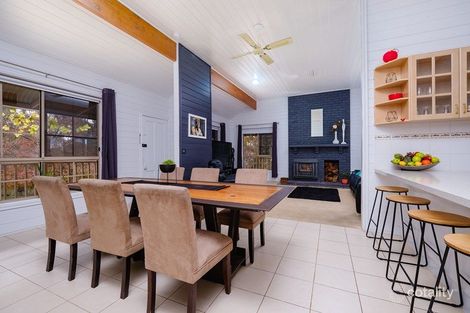 Property photo of 3 Barton Drive Baranduda VIC 3691