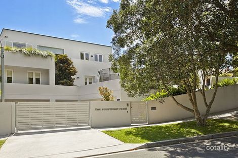 Property photo of 2 Courtenay Road Rose Bay NSW 2029